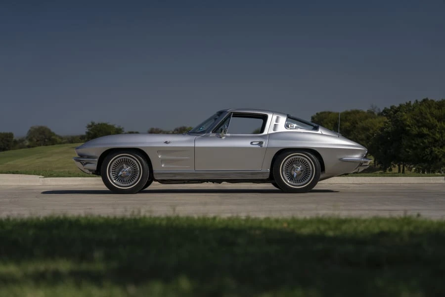 1963 Chevrolet Corvette C2 - Image 13 of 31