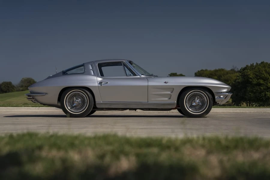 1963 Chevrolet Corvette C2 - Image 2 of 31