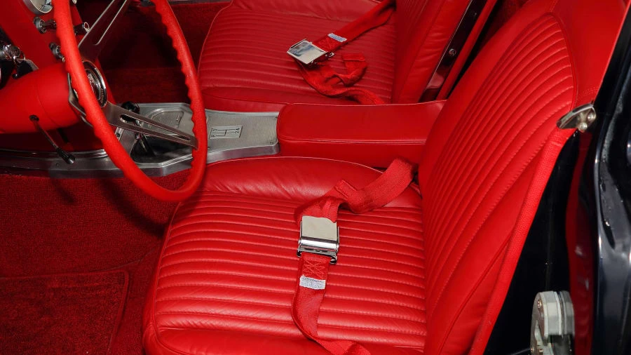 1963 Chevrolet Corvette C2 - Image 17 of 25