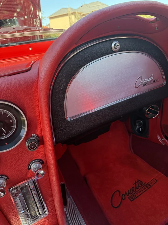 1963 Chevrolet Corvette C2 - Image 19 of 31