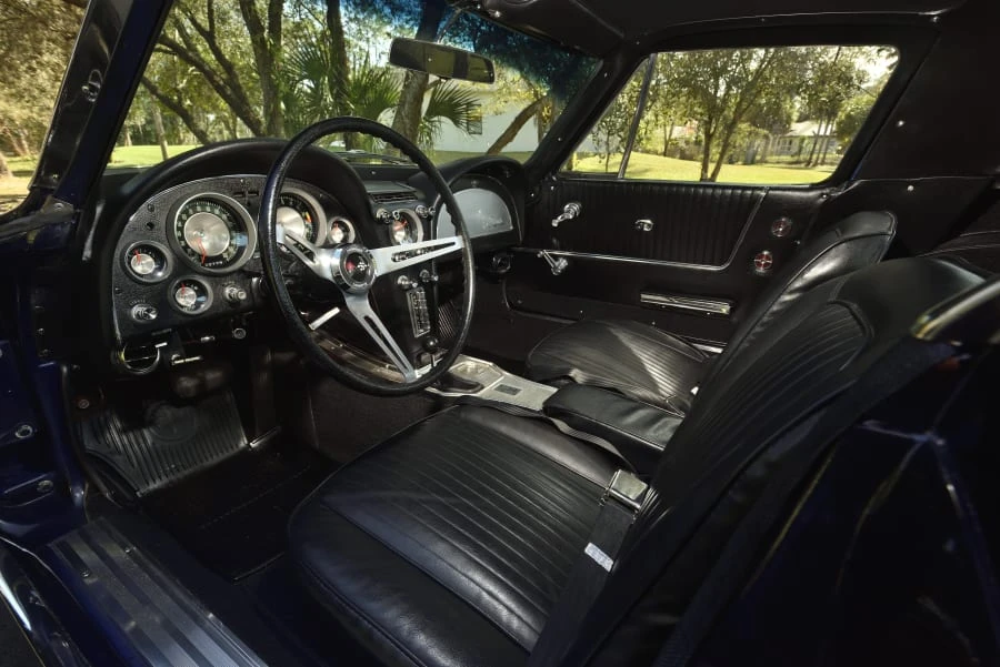 1963 Chevrolet Corvette C2 - Image 29 of 31