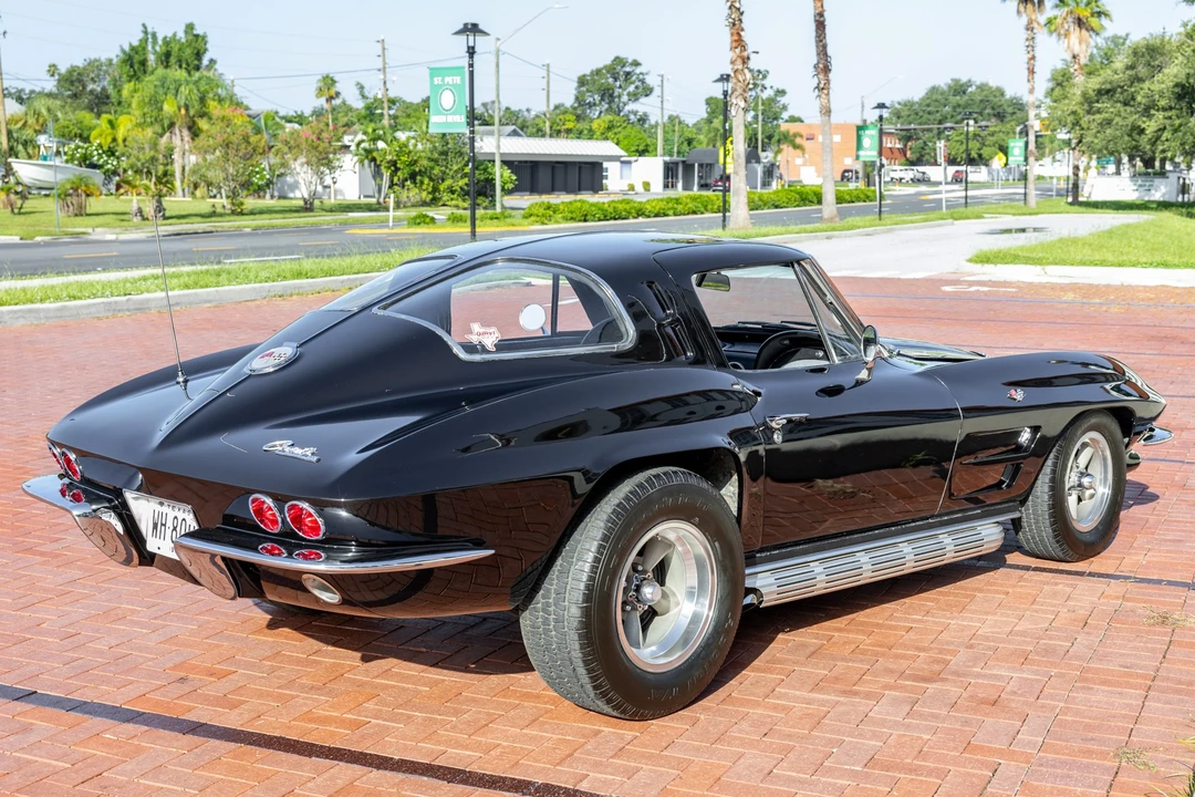1963 Chevrolet Corvette C2 - Image 8 of 31