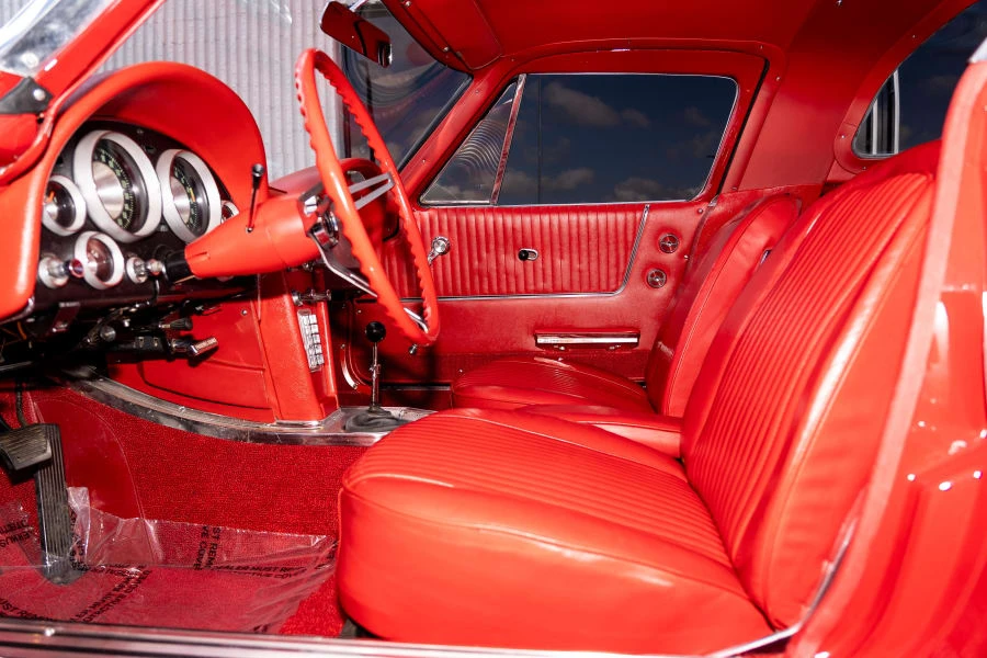 1963 Chevrolet Corvette C2 - Image 16 of 28