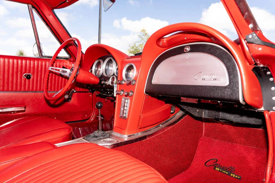 1963 Chevrolet Corvette C2 - Image 15 of 28