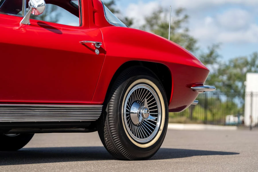 1963 Chevrolet Corvette C2 - Image 14 of 28