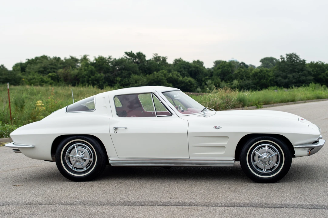 1963 Chevrolet Corvette C2 - Image 2 of 31