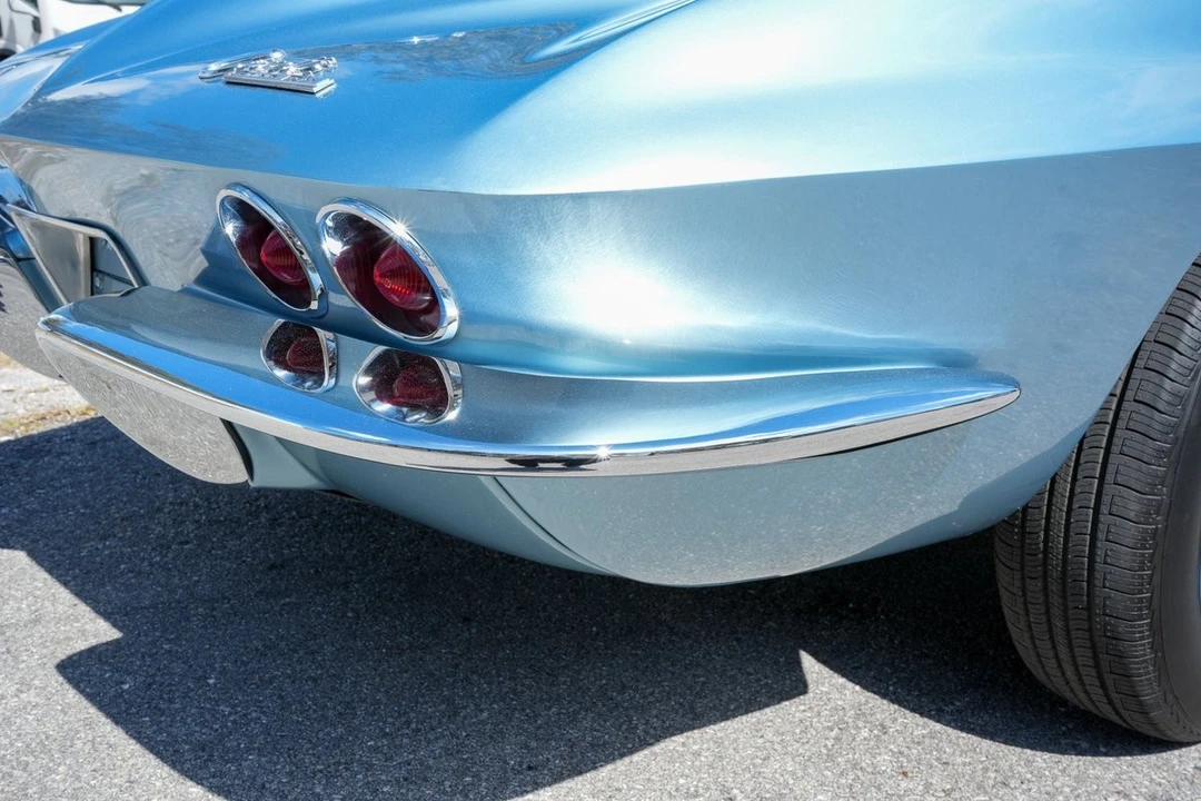 1963 Chevrolet Corvette C2 - Image 10 of 21
