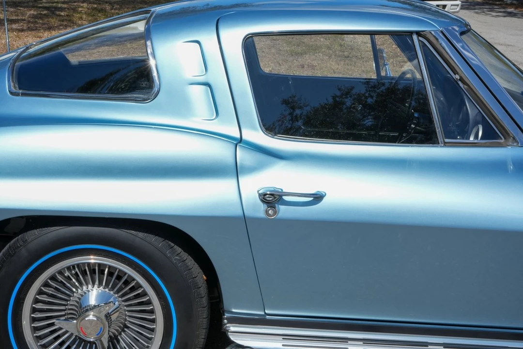 1963 Chevrolet Corvette C2 - Image 18 of 21