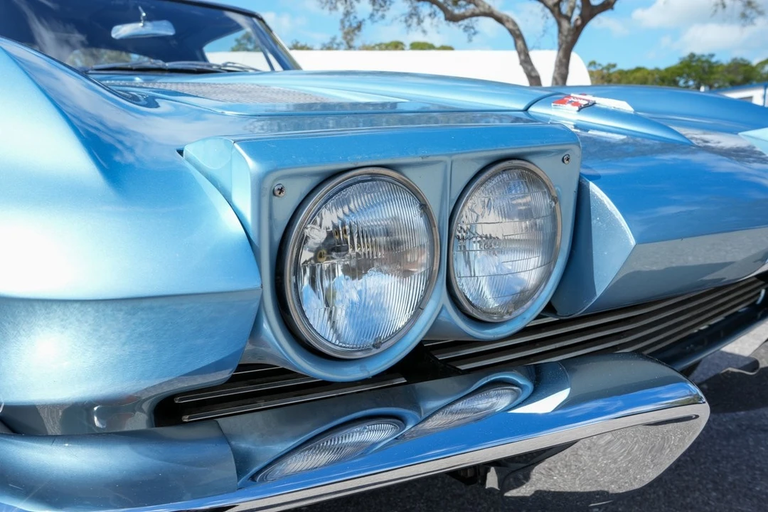 1963 Chevrolet Corvette C2 - Image 14 of 21