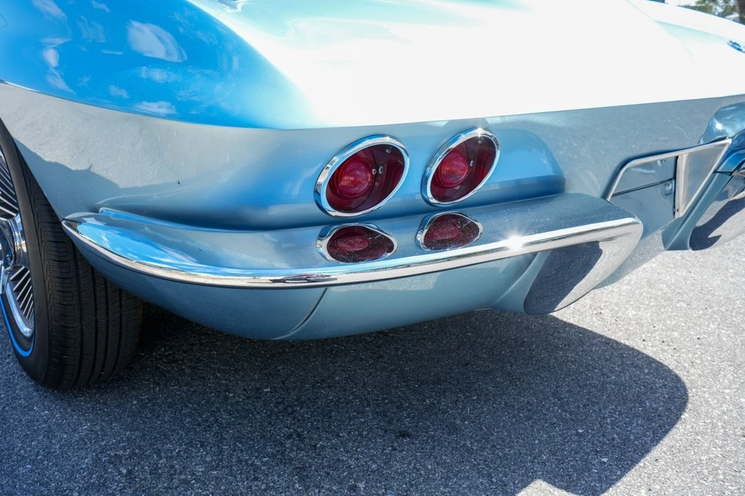 1963 Chevrolet Corvette C2 - Image 9 of 21