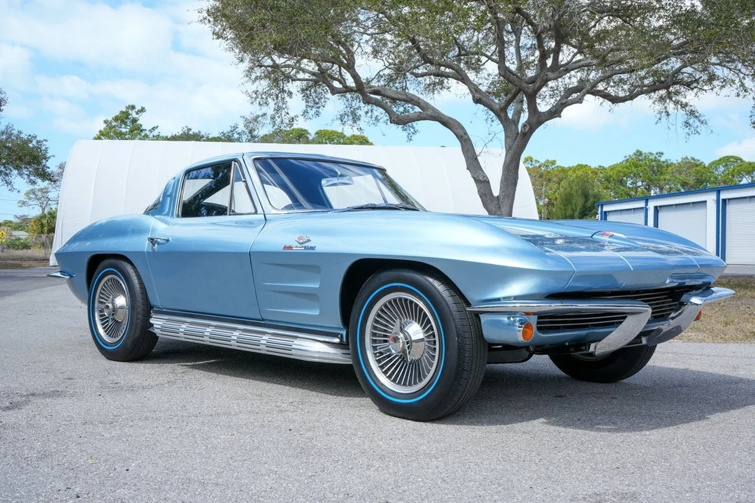 1963 Chevrolet Corvette C2 - Image 16 of 21