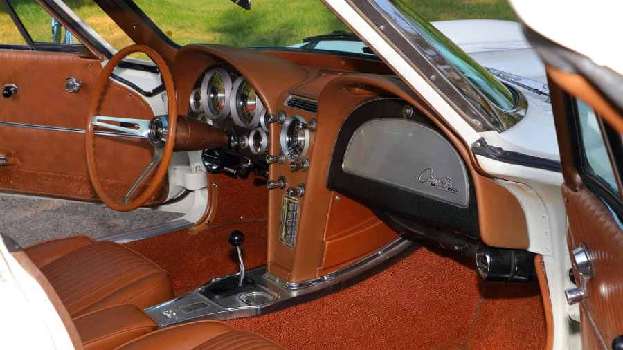 1963 Chevrolet Corvette C2 - Image 5 of 12