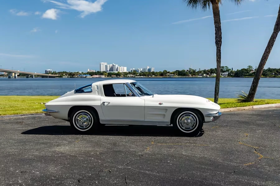 1963 Chevrolet Corvette C2 - Image 2 of 31