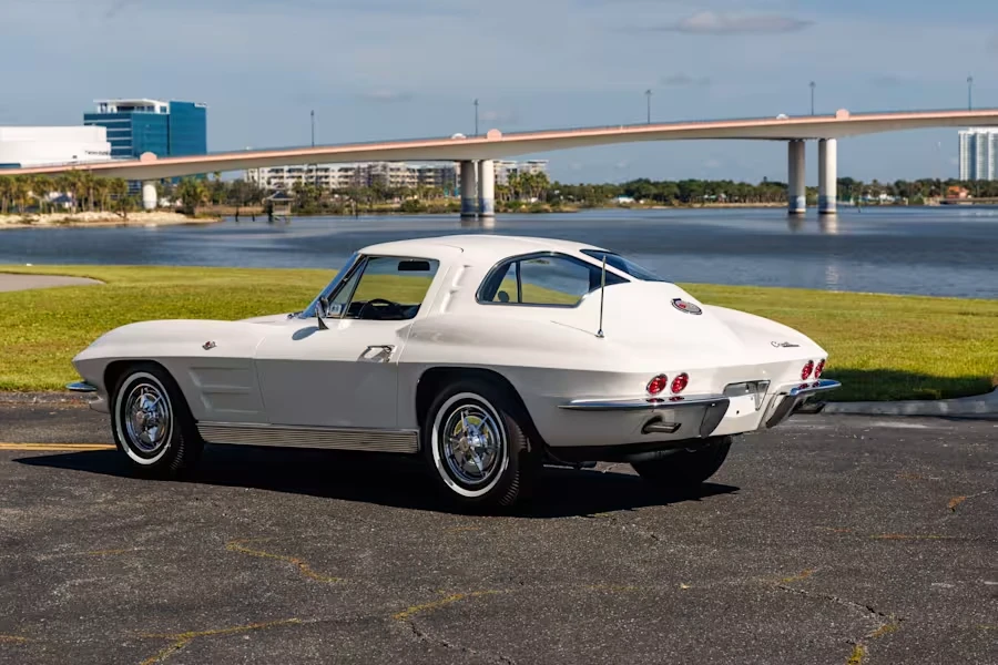 1963 Chevrolet Corvette C2 - Image 25 of 31