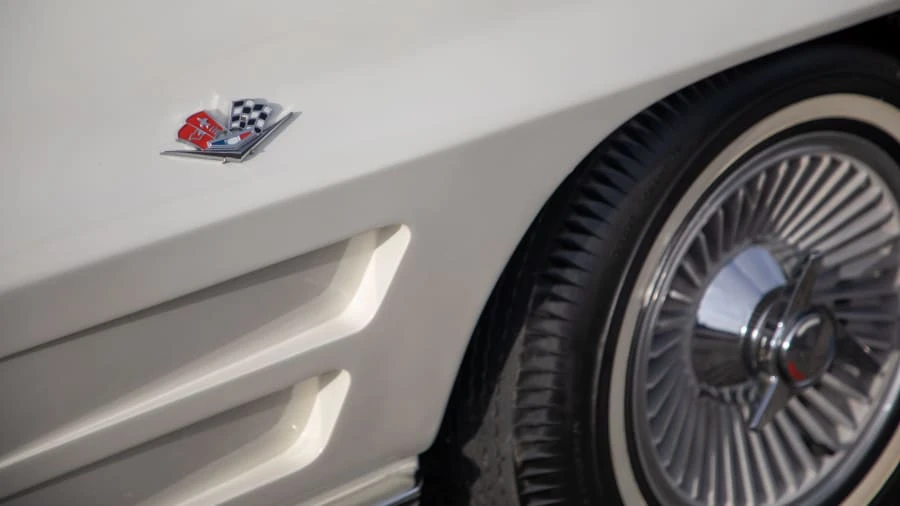 1963 Chevrolet Corvette C2 - Image 10 of 20