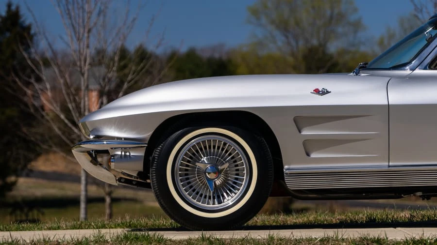1963 Chevrolet Corvette C2 - Image 11 of 20