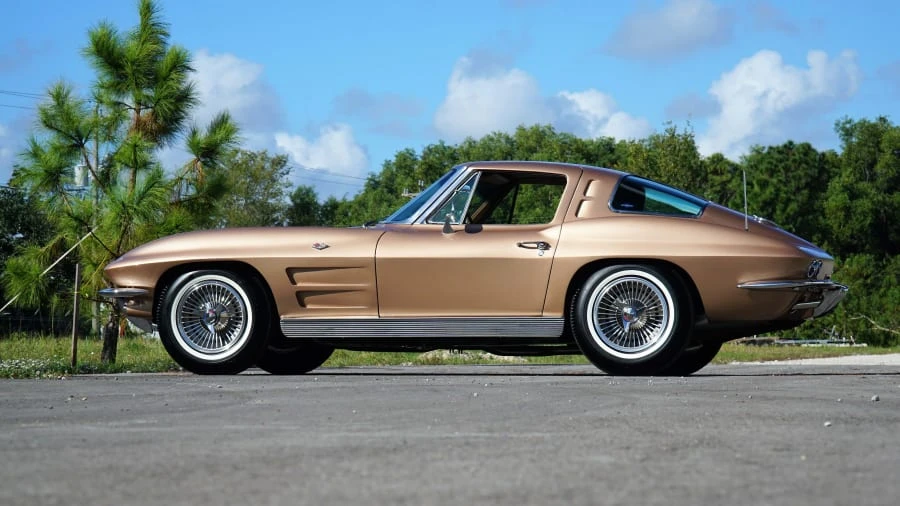 1963 Chevrolet Corvette C2 - Image 2 of 13