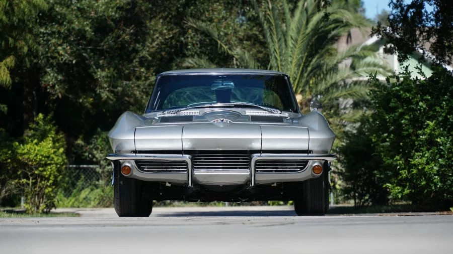 1963 Chevrolet Corvette C2 - Image 6 of 12