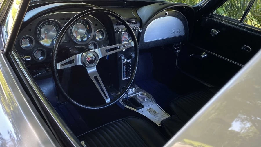 1963 Chevrolet Corvette C2 - Image 4 of 12