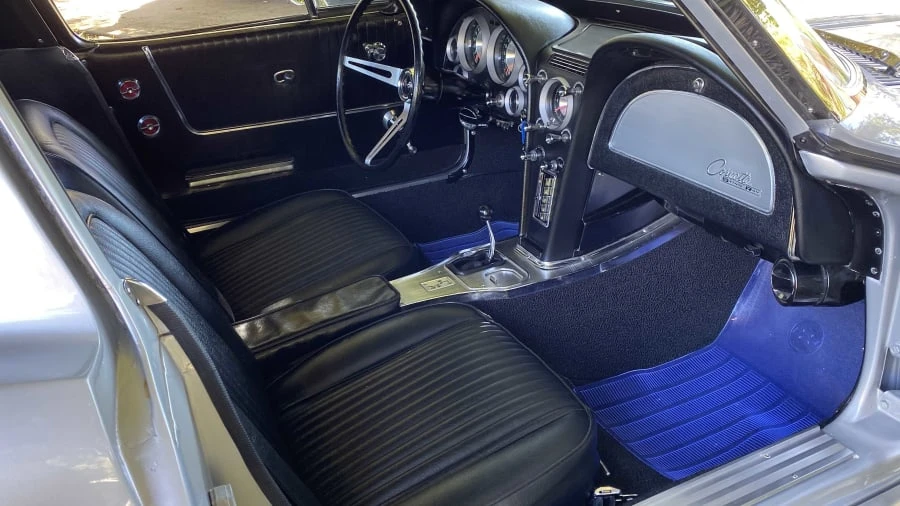 1963 Chevrolet Corvette C2 - Image 5 of 12
