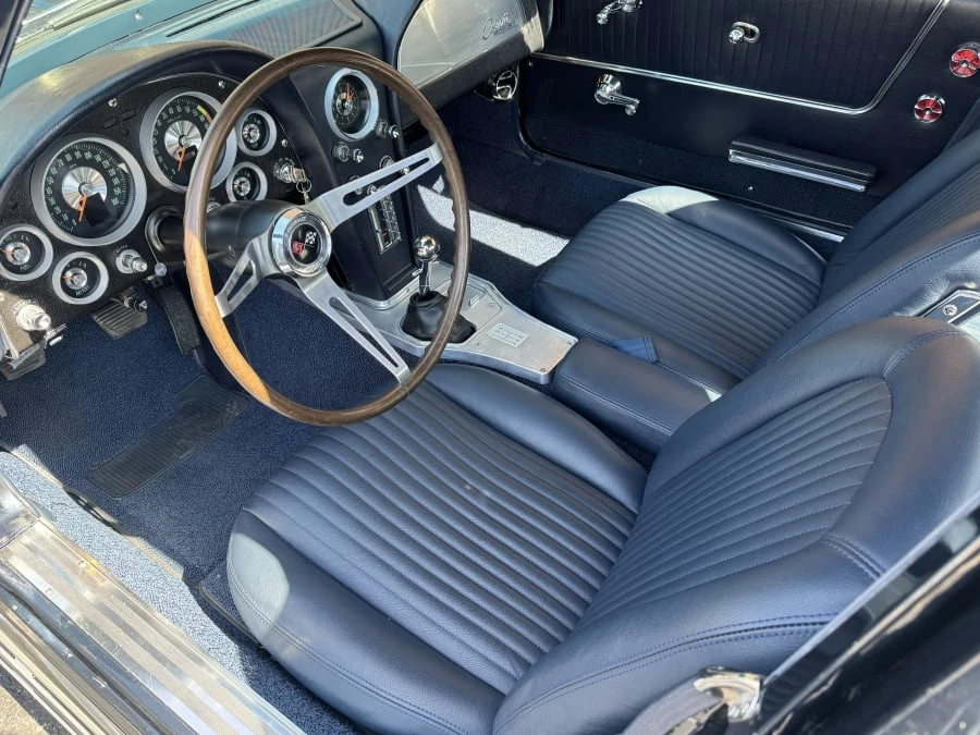 1963 Chevrolet Corvette C2 - Image 12 of 24