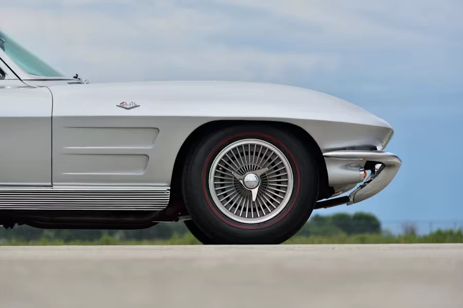 1963 Chevrolet Corvette C2 - Image 17 of 31