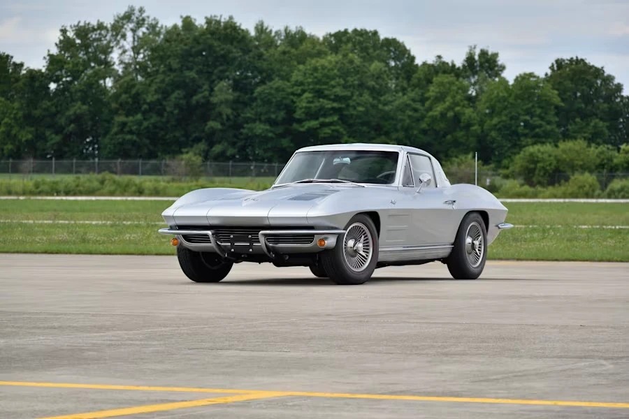 1963 Chevrolet Corvette C2 - Image 21 of 31