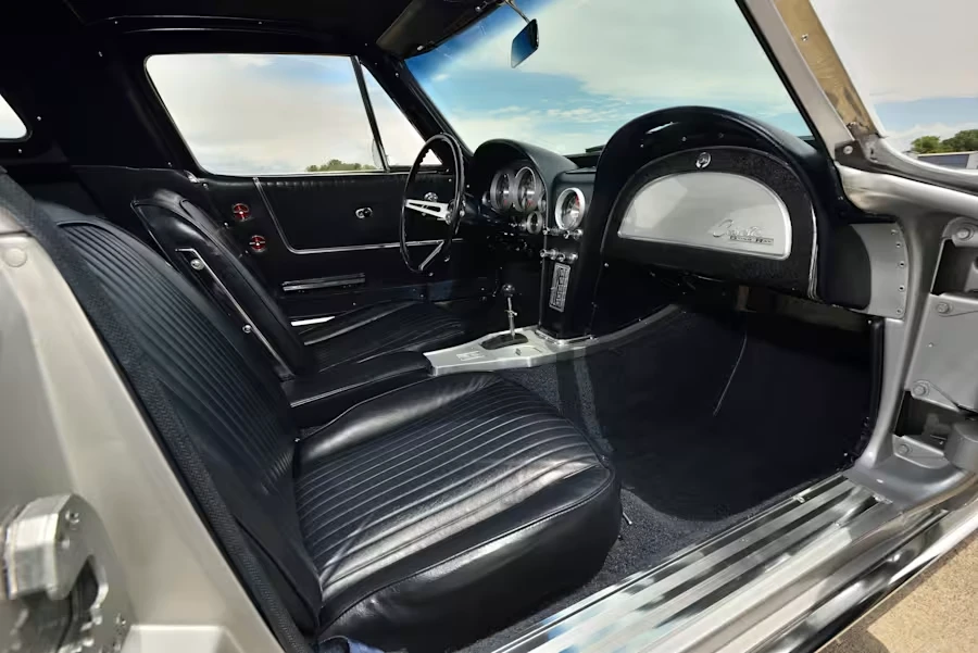 1963 Chevrolet Corvette C2 - Image 30 of 31
