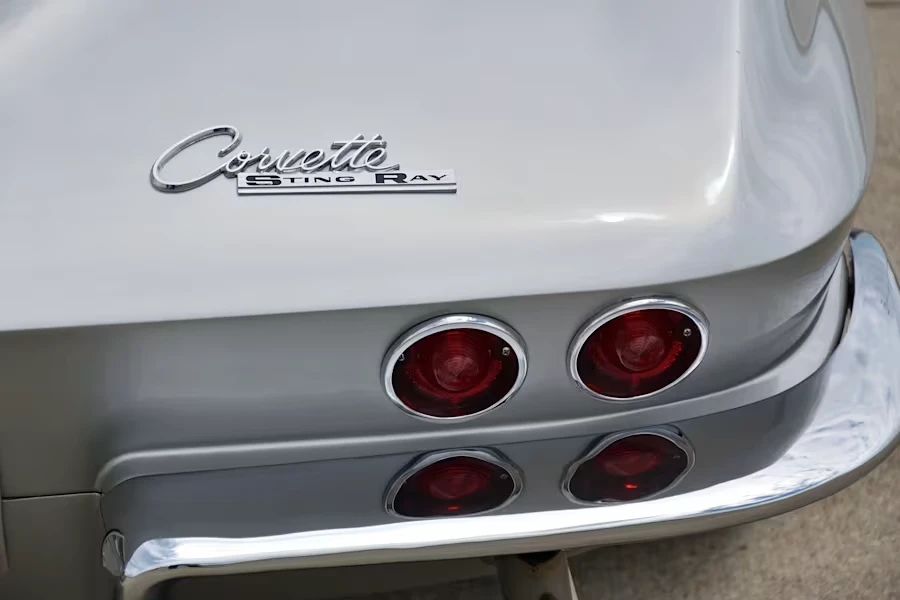 1963 Chevrolet Corvette C2 - Image 19 of 31