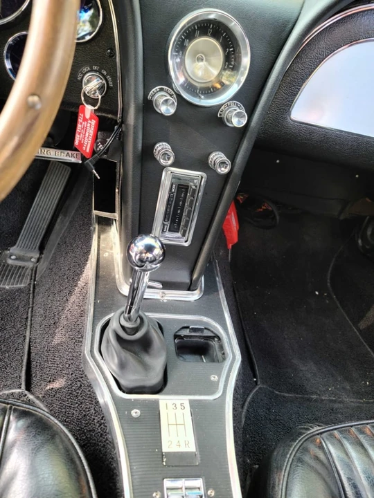 1963 Chevrolet Corvette C2 - Image 29 of 31