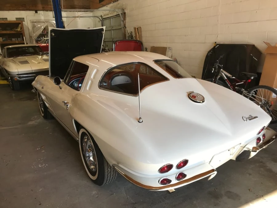 1963 Chevrolet Corvette C2 - Image 2 of 7