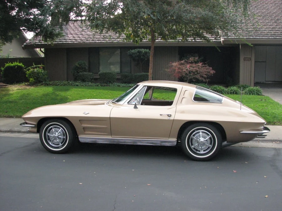 1963 Chevrolet Corvette C2 - Image 11 of 12