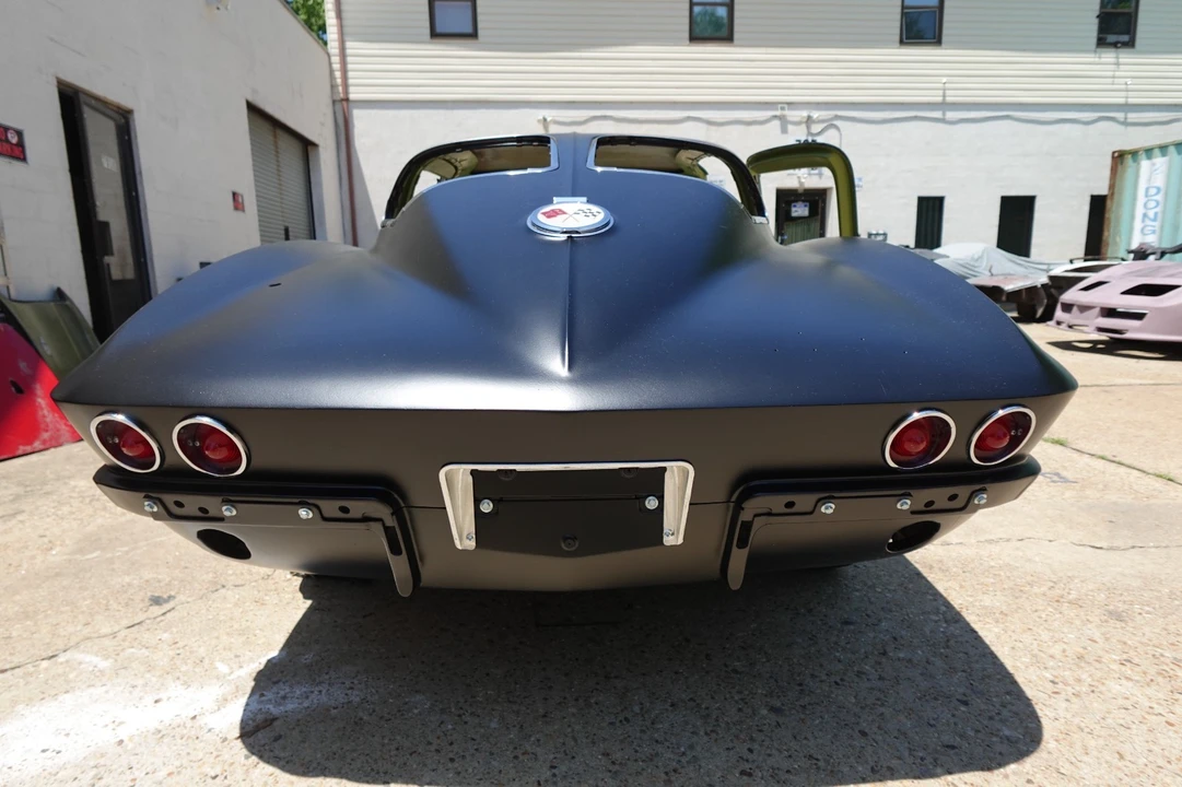 1963 Chevrolet Corvette C2 - Image 11 of 31