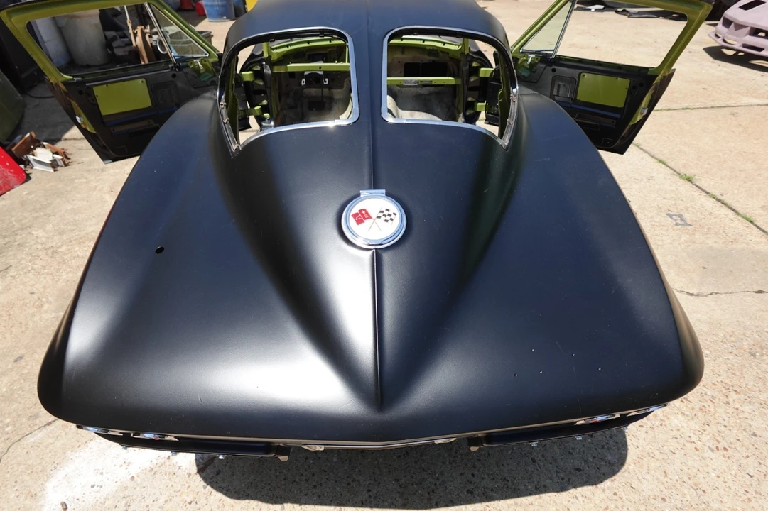 1963 Chevrolet Corvette C2 - Image 4 of 31