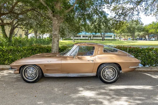 1963 Chevrolet Corvette C2 - Image 4 of 31
