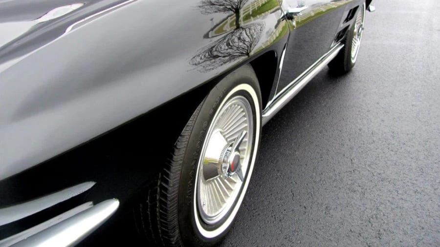 1963 Chevrolet Corvette C2 - Image 6 of 8