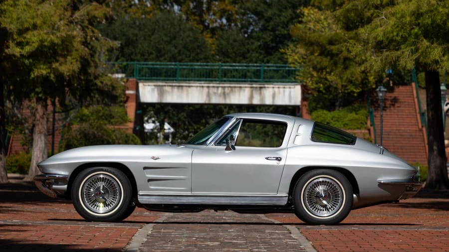 1963 Chevrolet Corvette C2 - Image 2 of 20