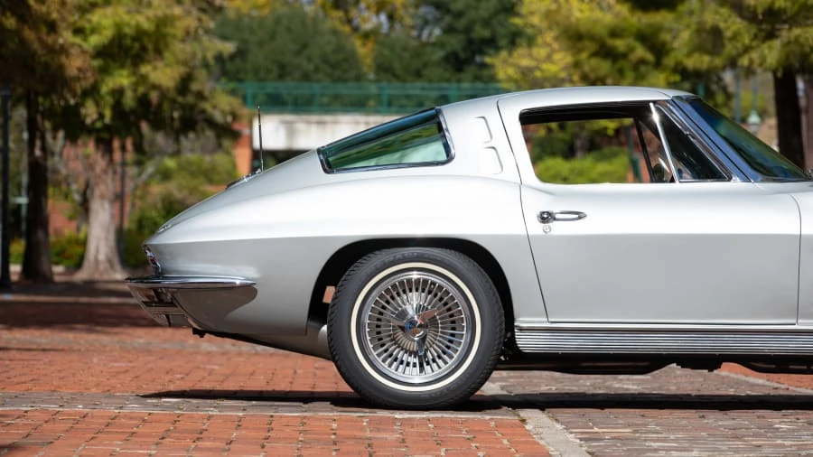 1963 Chevrolet Corvette C2 - Image 12 of 20