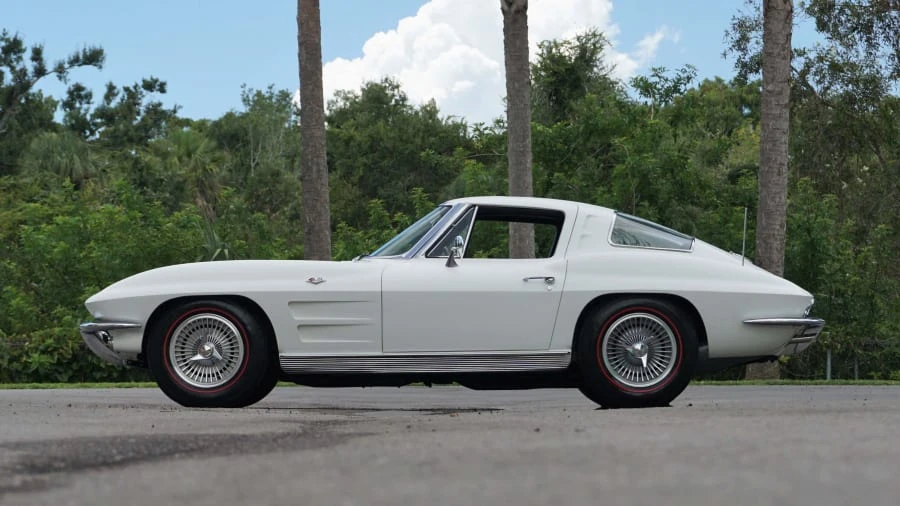 1963 Chevrolet Corvette C2 - Image 2 of 13