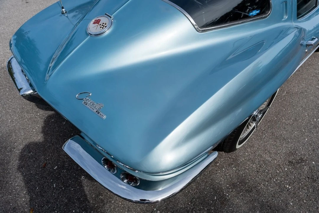 1963 Chevrolet Corvette C2 - Image 26 of 31