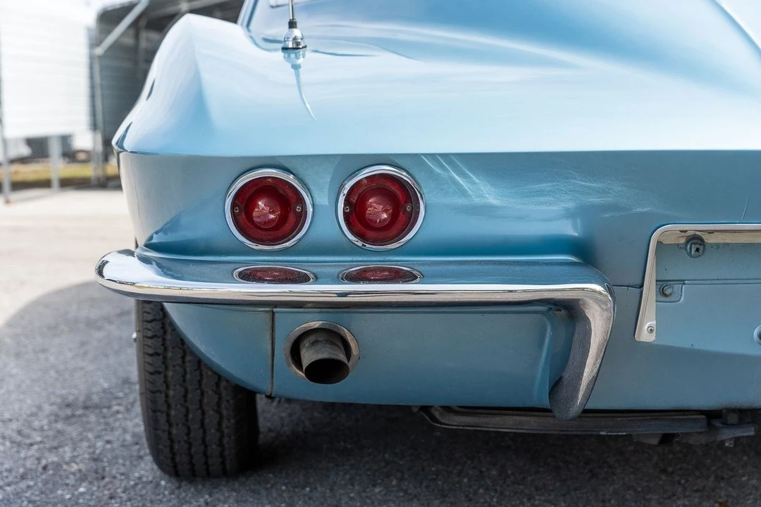 1963 Chevrolet Corvette C2 - Image 19 of 31