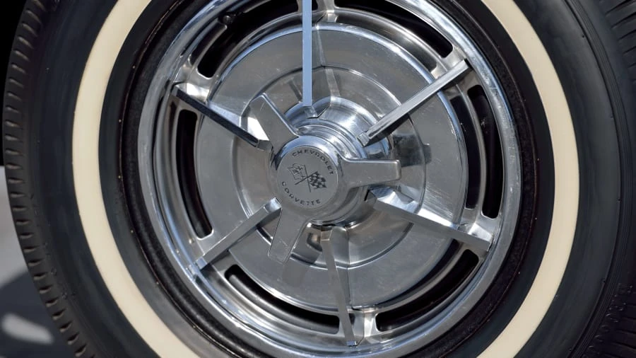 1963 Chevrolet Corvette C2 - Image 11 of 20