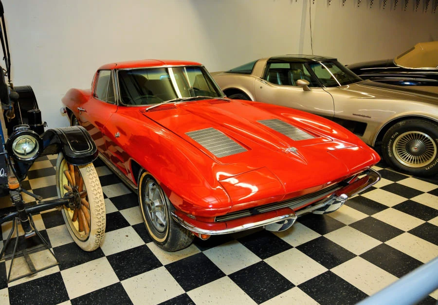 1963 Chevrolet Corvette C2 - Image 2 of 9