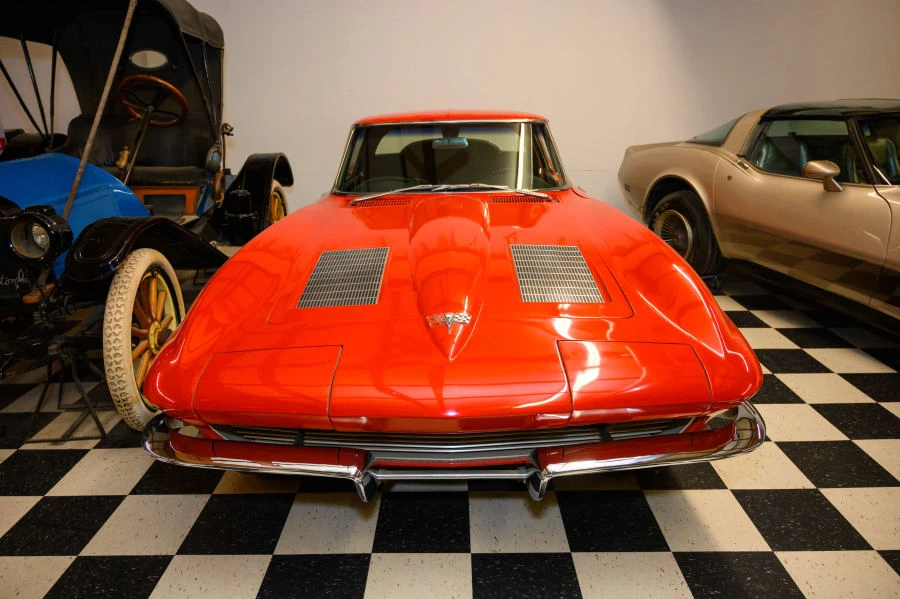 1963 Chevrolet Corvette C2 - Image 3 of 9