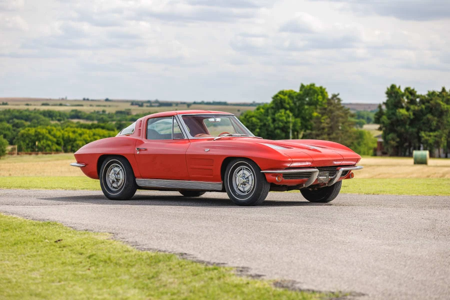 1963 Chevrolet Corvette C2 - Image 11 of 31