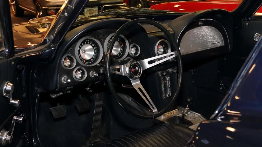 1963 Chevrolet Corvette C2 - Image 5 of 22