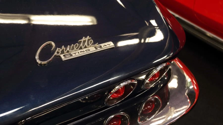 1963 Chevrolet Corvette C2 - Image 13 of 22