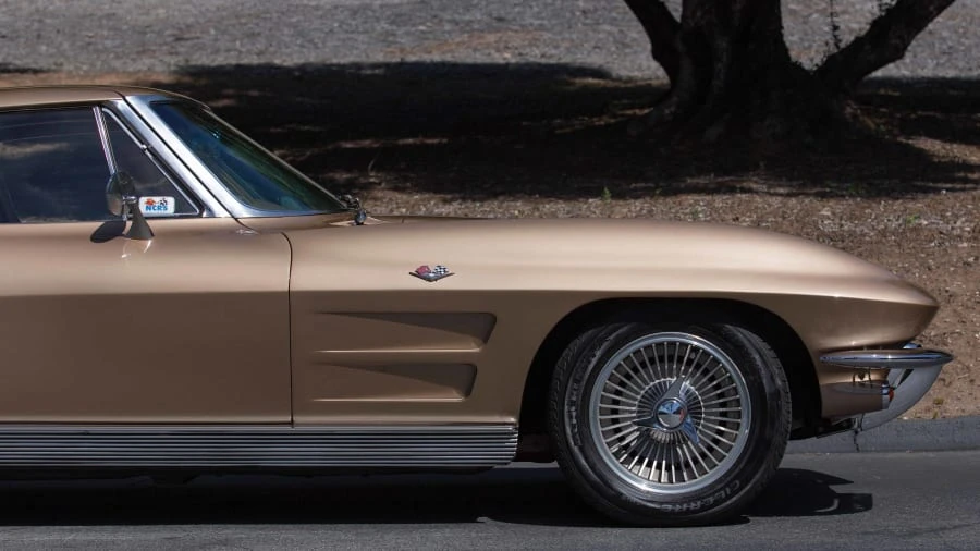1963 Chevrolet Corvette C2 - Image 16 of 31