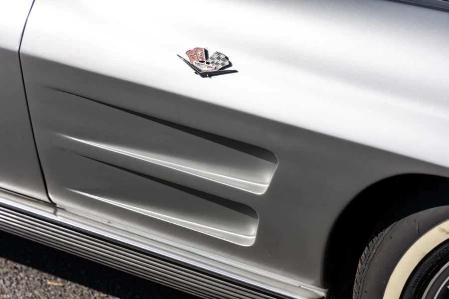 1963 Chevrolet Corvette C2 - Image 13 of 23