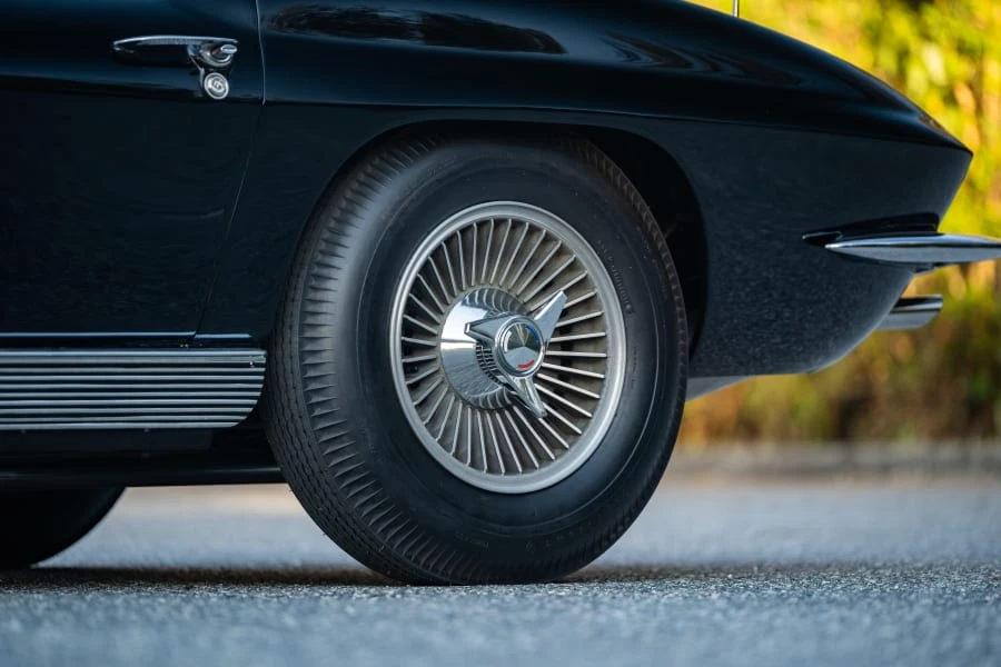 1963 Chevrolet Corvette C2 - Image 21 of 31